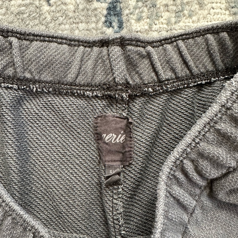 Aerie shorts - Picture 3 of 3